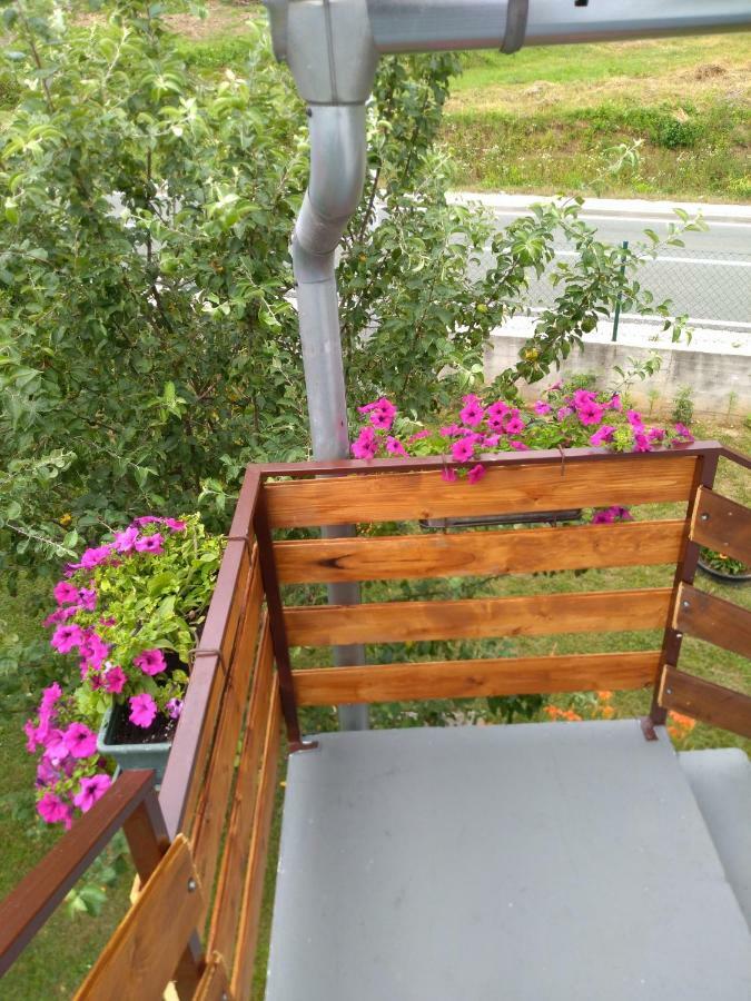 Apartman Nina Licko Petrovo Selo Екстер'єр фото