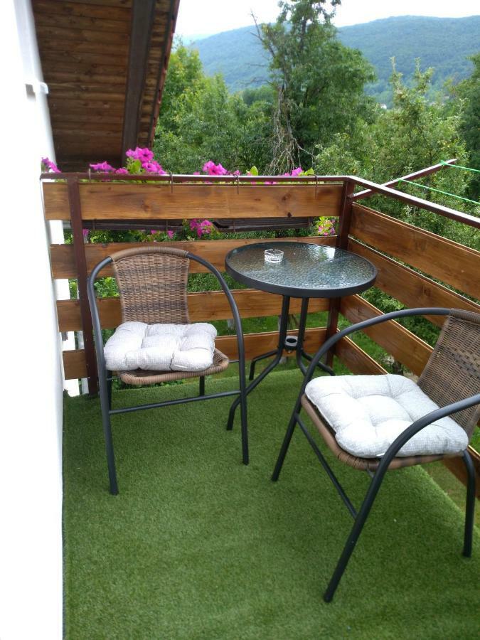 Apartman Nina Licko Petrovo Selo Екстер'єр фото